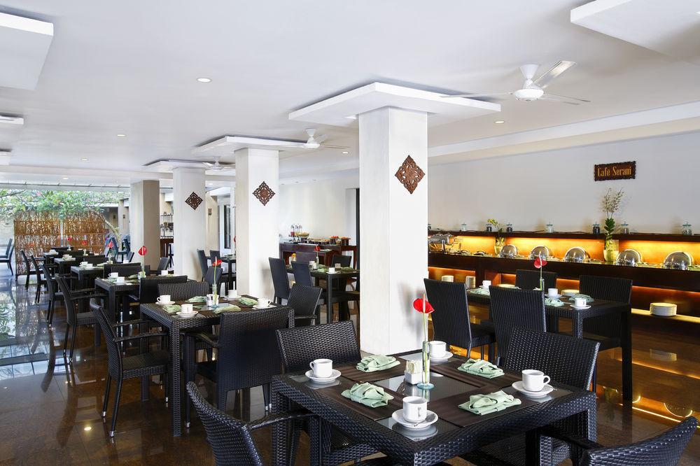 Hotel Santika Kuta Кута Екстериор снимка
